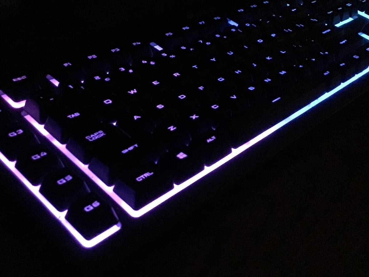 K84 mechanical keyboard — photo 3 of 4