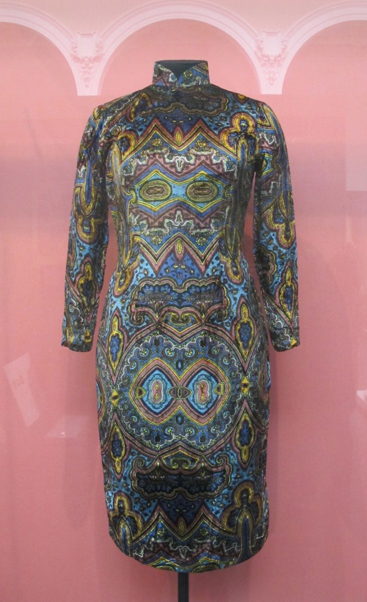 Qipao-style dress — photo 2 of 4