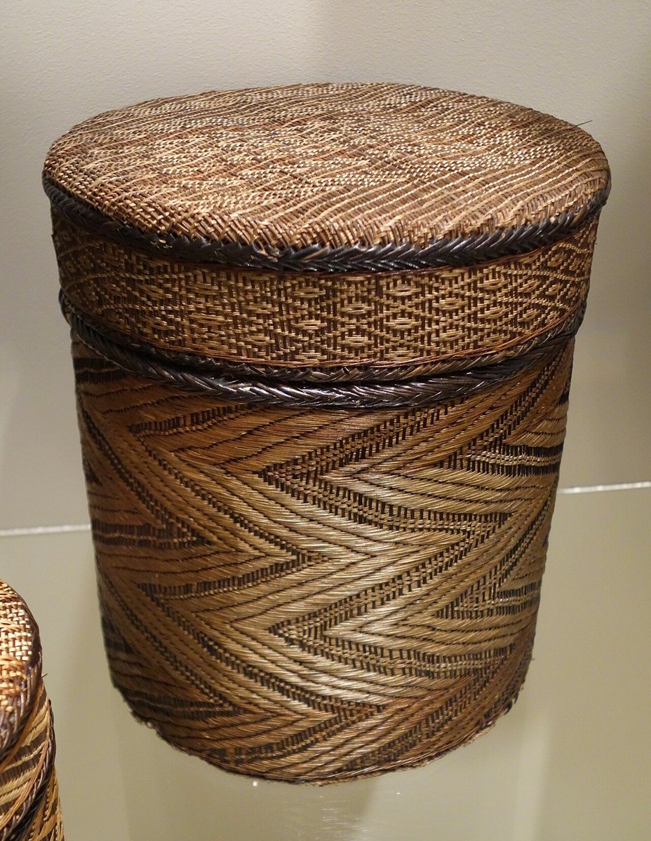 Zulu ilala lidded basket — photo 2 of 4