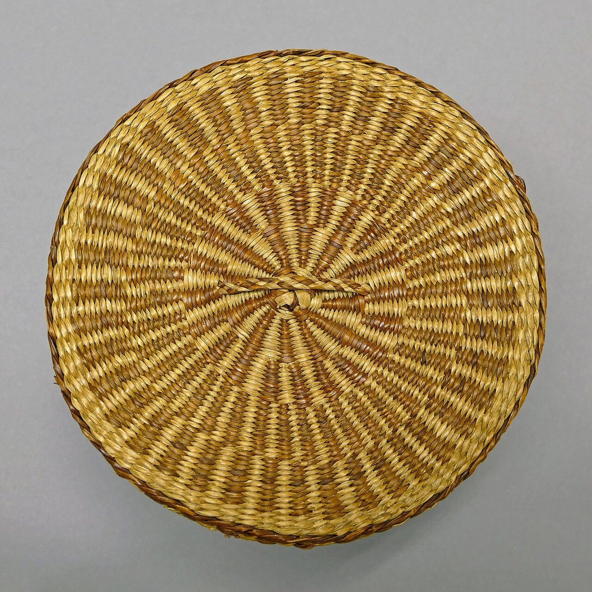 Zulu ilala lidded basket — photo 4 of 4
