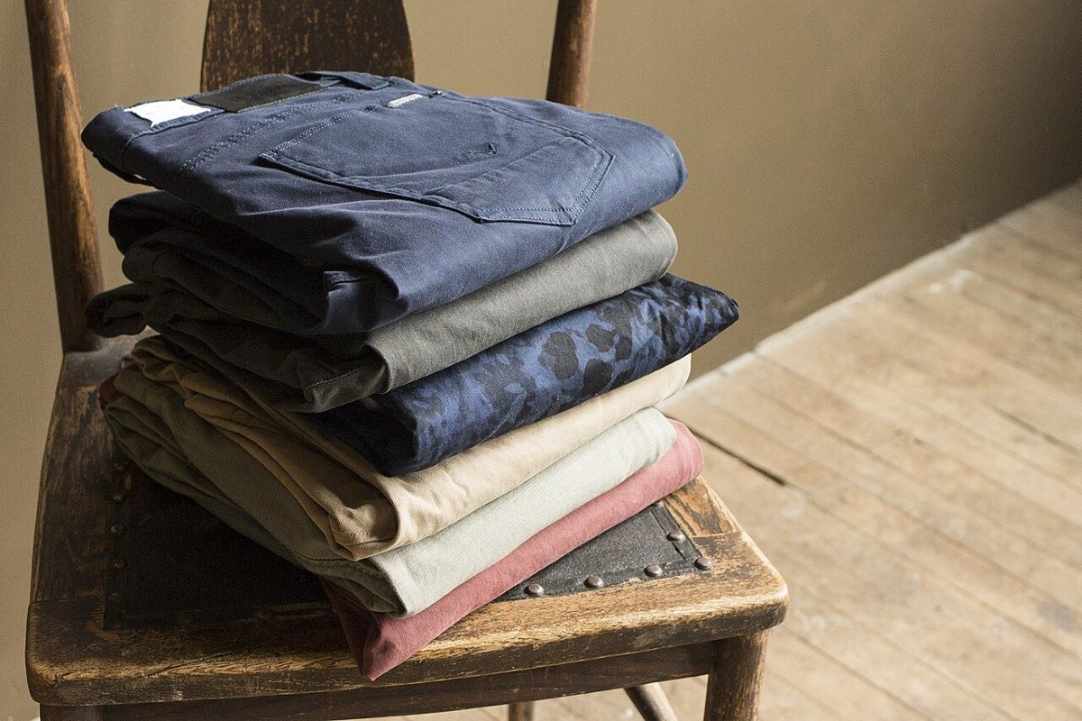Men's chino trousers — photo 3 of 4