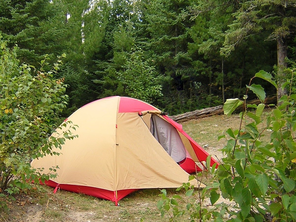 2-person dome tent — photo 1 of 3
