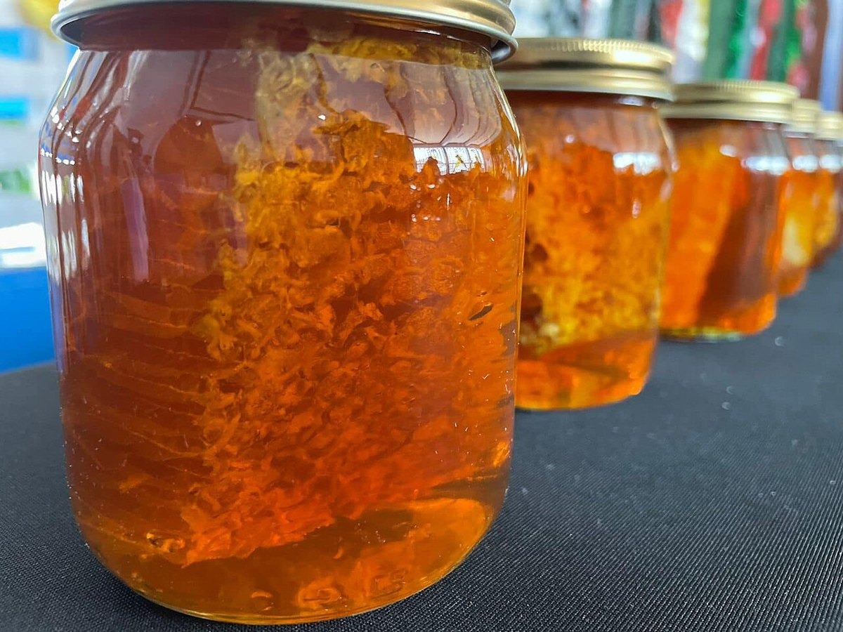 Raw honey jar — photo 3 of 4