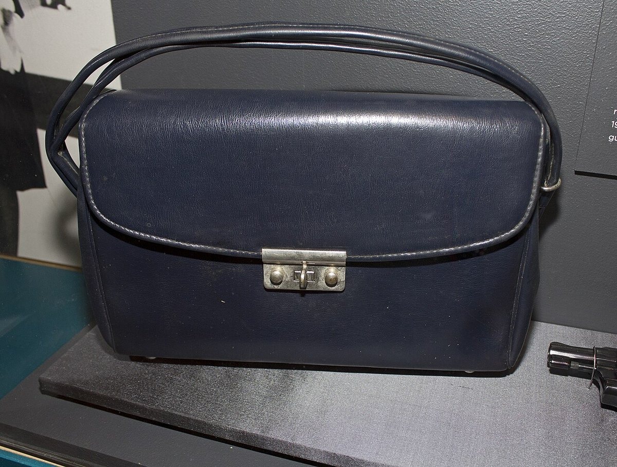 Leather tote bag — photo 2 of 3