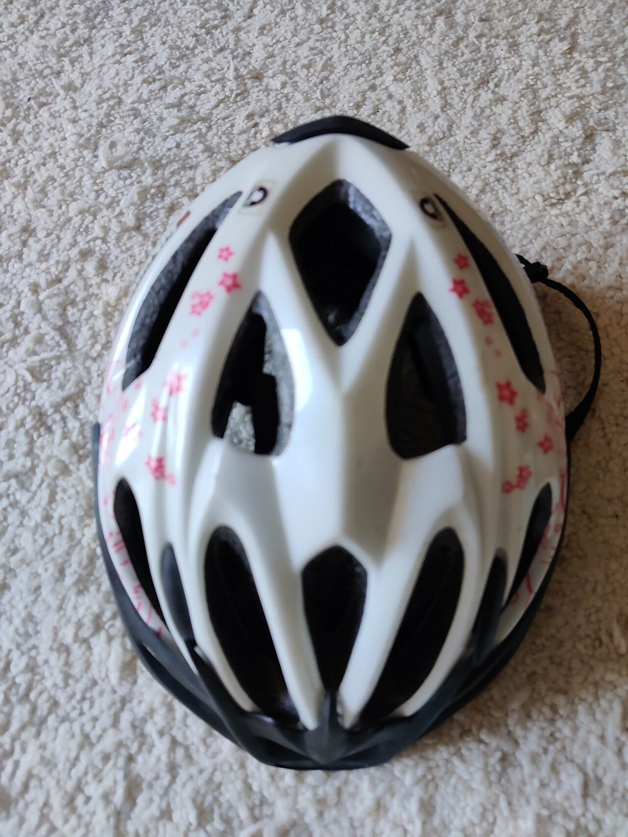 Mountain bike helmet — photo 3 of 3
