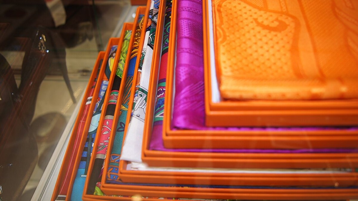 Silk square scarf — photo 2 of 3