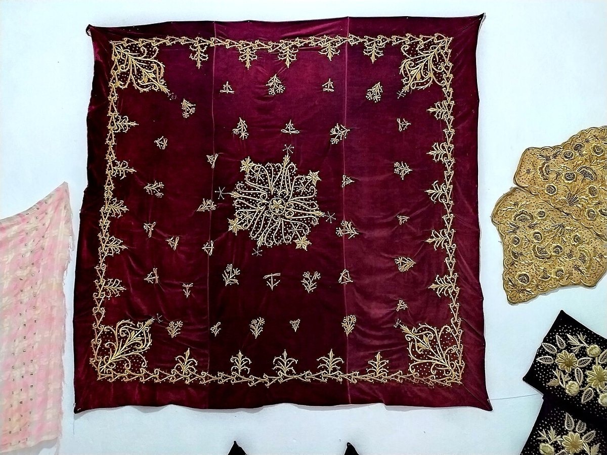 Silk square scarf — photo 3 of 3