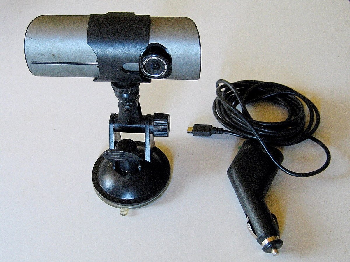 D1 dash cam — photo 2 of 4